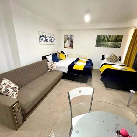 2 Bedrooms Modern Central London Apartment, Full Kitchen, 5 Minutes Tube Station Exteriér fotografie
